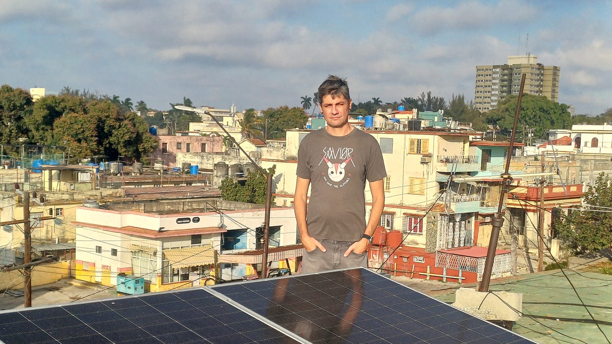 Cuba's next indie game is powered by fear, family, and the sun