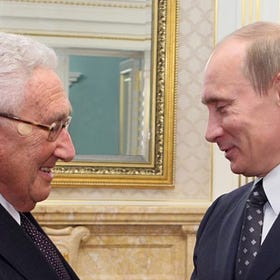 Putin lamenta la muerte del "extraordinario y sabio" Henry Kissinger