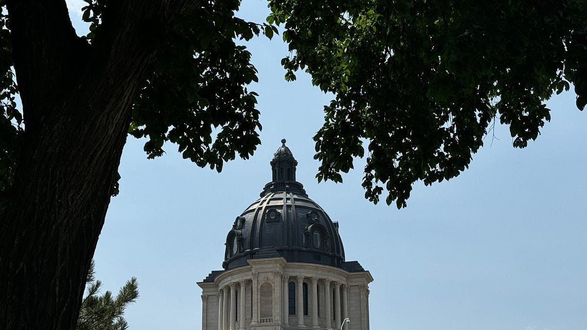 Budget pressures push South Dakota toward reserve funds