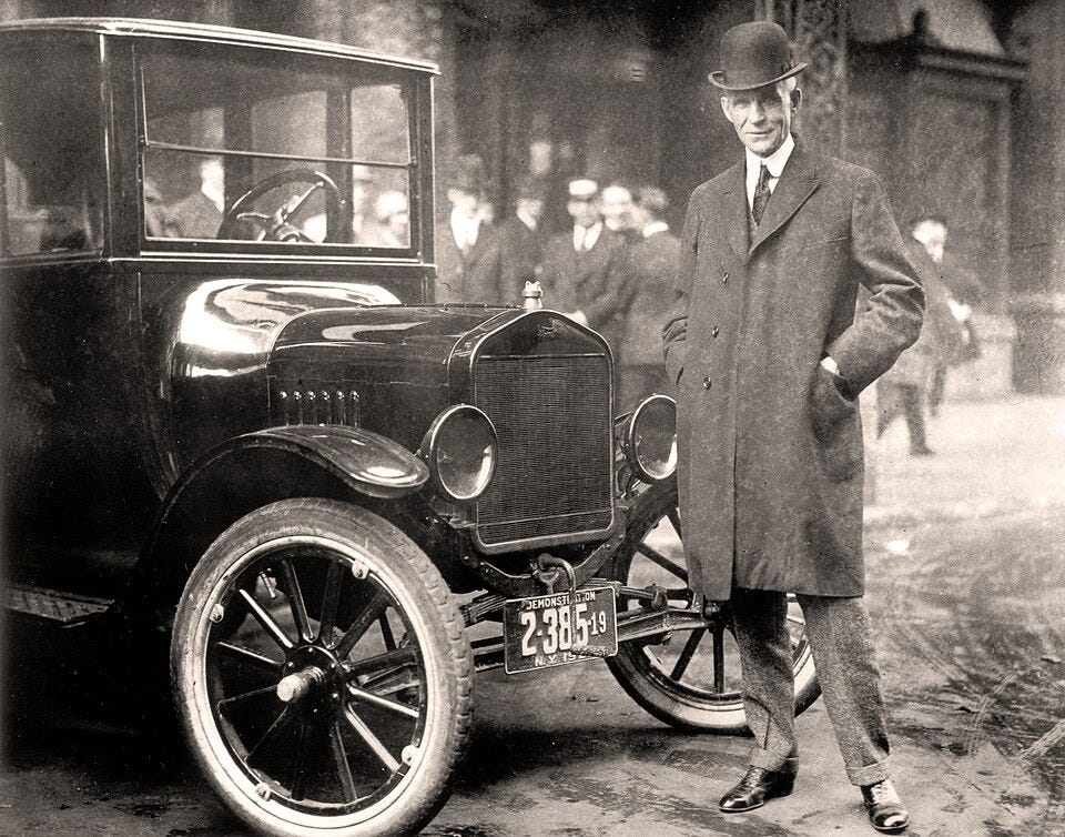 File:Ford 1921.jpg