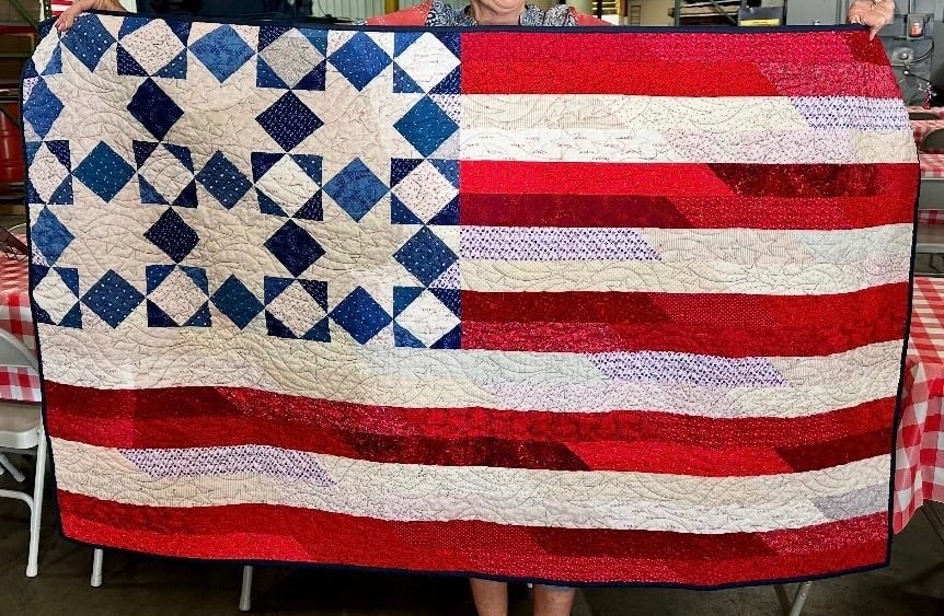 May be an image of quilt May be an image of quilt