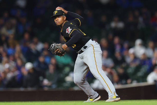 Ke'Bryan Hayes of the Pittsburgh Pirates fields a ground ball against the Chicago Cubs at Wrigley Field on September 19, 2023 in Chicago, Illinois. Ke'Bryan Hayes of the Pittsburgh Pirates fields a ground ball against the Chicago Cubs at Wrigley Field on September 19, 2023 in Chicago, Illinois.