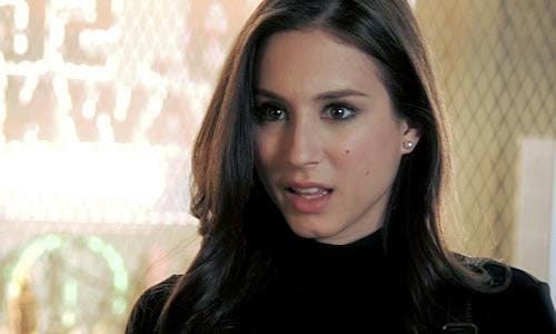 Let's settle this.. which Spencer Hastings look do you prefer, the before  or After time jump? : r/PrettyLittleLiars
