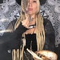 Pixie Rae's avatar