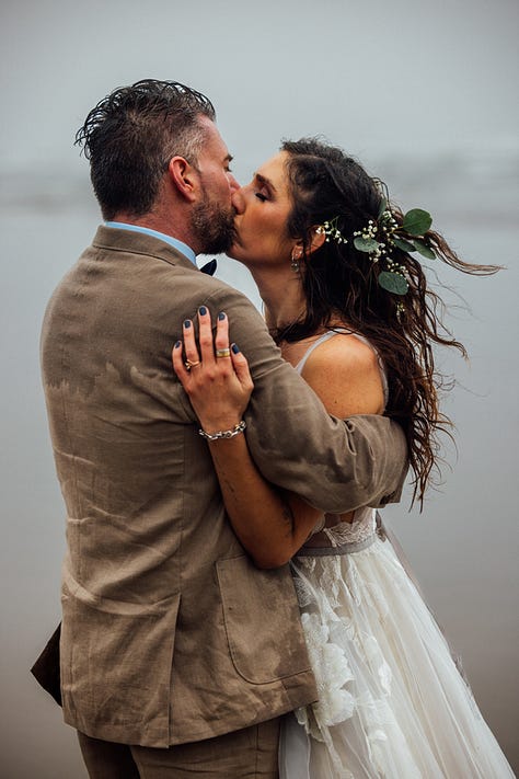 Cannon Beach elopement photograhy by Chasers of the Light