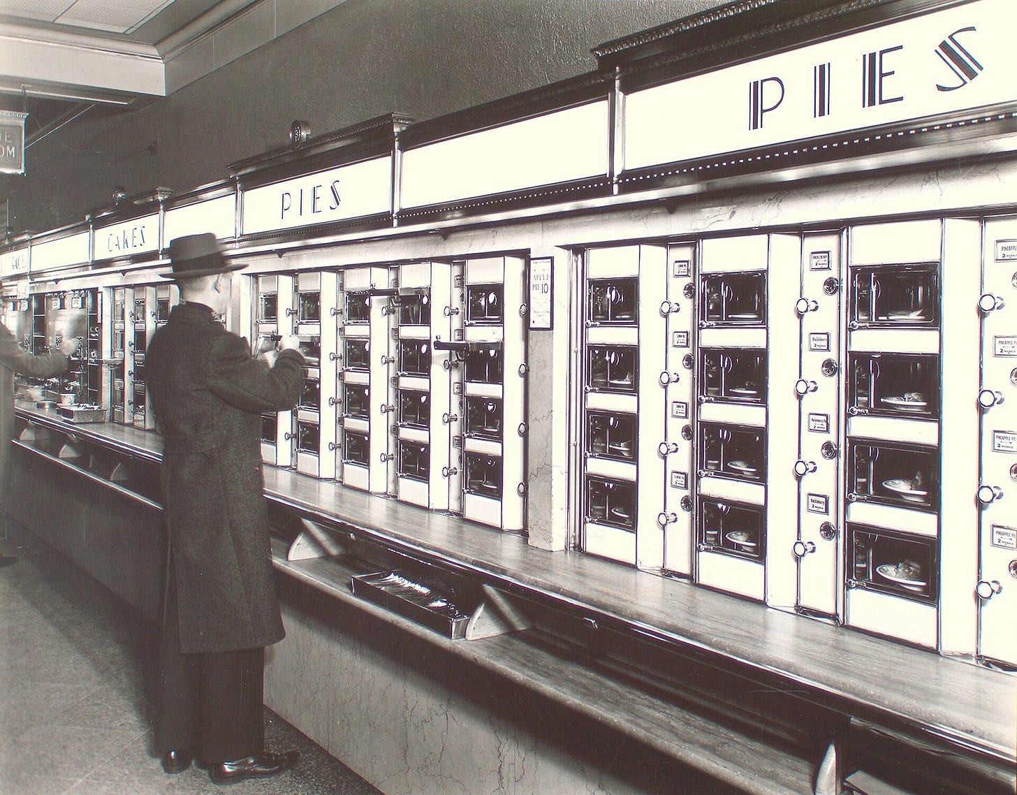 Automat, 977 Eighth Avenue, Manhattan. New York Public Library.