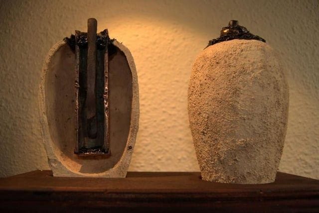 r/Damnthatsinteresting - The "Baghdad Battery" is a 2000 year old artefact found in 1936. It is built in exactly the same way as modern batteries are constructed using copper and iron. The Parthian empire it was supposed to come from was allegedly illiterate... r/Damnthatsinteresting - The "Baghdad Battery" is a 2000 year old artefact found in 1936. It is built in exactly the same way as modern batteries are constructed using copper and iron. The Parthian empire it was supposed to come from was allegedly illiterate...