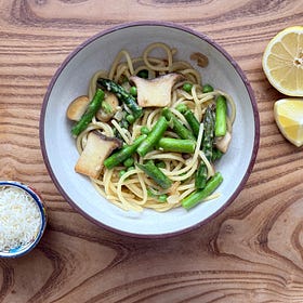 Spring Pea Pasta with Peas, Asparagus, and Nutritional Yeast