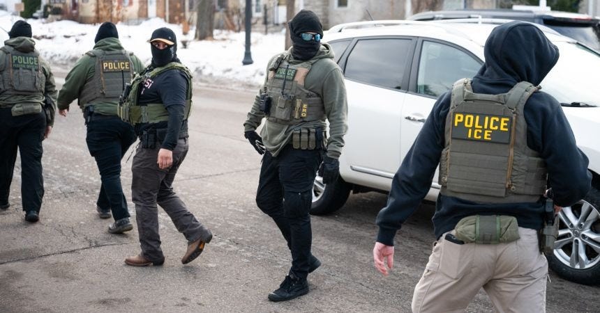 ICE officers on leave while feds investigate the shooting of a Venezuelan  man in Minneapolis | CNN