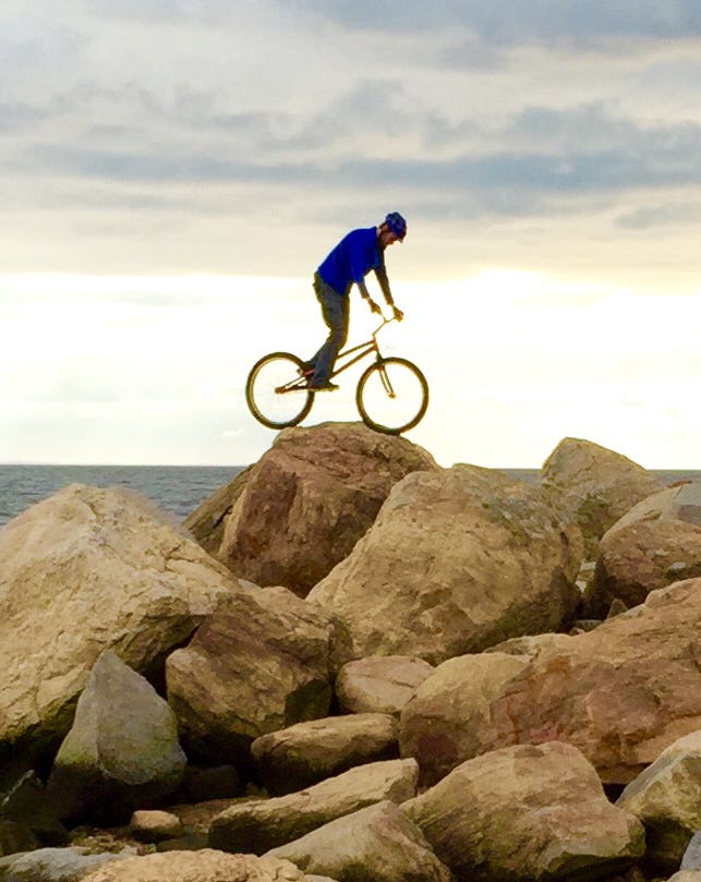 Cyclist-on-Boulders