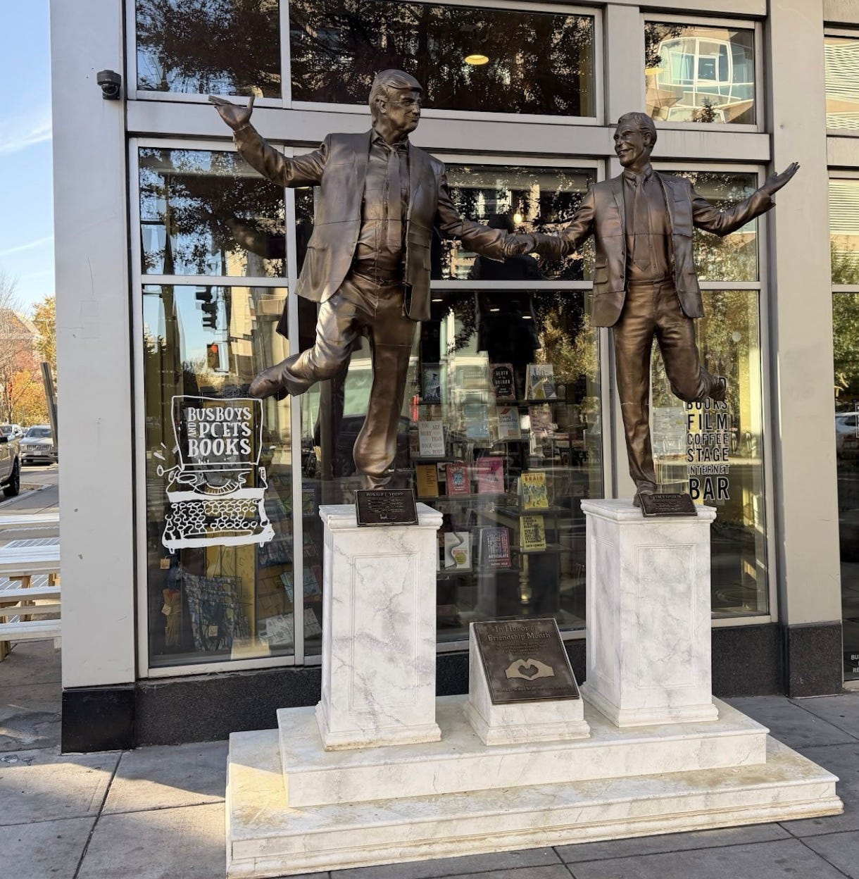 May be an image of bust, display case, sculpture, statue and text that says 'oe BUSBOYS SPCET OOKS R'