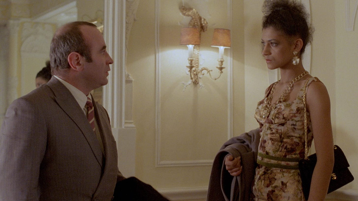 Mona Lisa | Still features Bob Hoskins as small-time gangster George and Cathy Tyson as sex worker Simone.