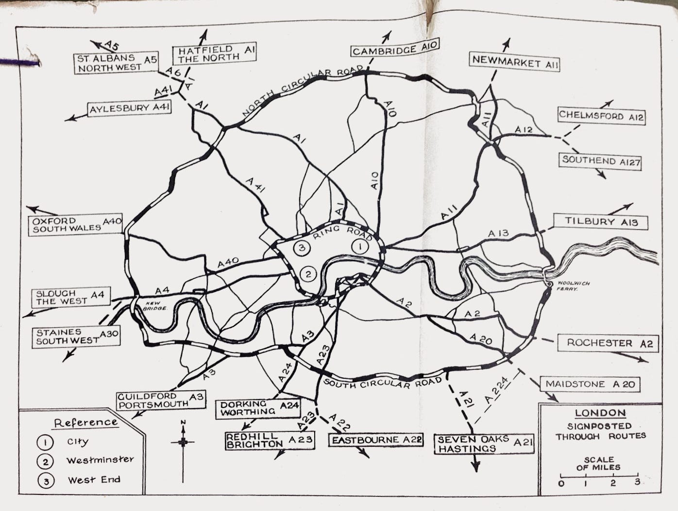 Diagram showing a simplified drawing of London's Inner Ring Road and North and South Circulars, with radiating roads labelled with destinations such as "Oxford, South Wales, A40" and "Eastbourne A22" Diagram showing a simplified drawing of London's Inner Ring Road and North and South Circulars, with radiating roads labelled with destinations such as "Oxford, South Wales, A40" and "Eastbourne A22"