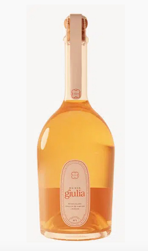Anton, Viviane, Maison de Guilia; brands available at the shop.