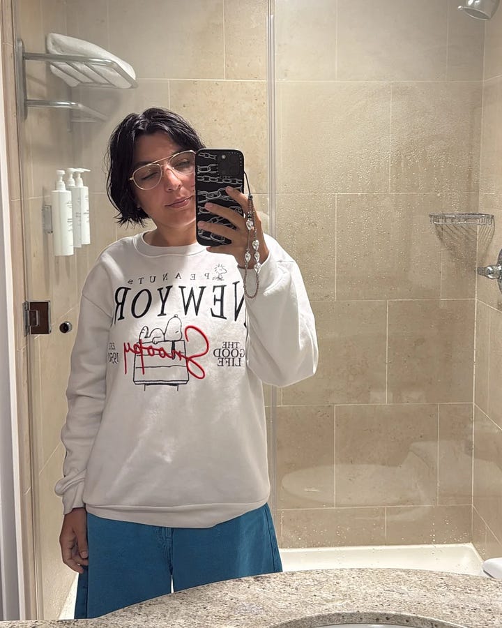 una galería de selfies y mirror pics de ane hernandez santos