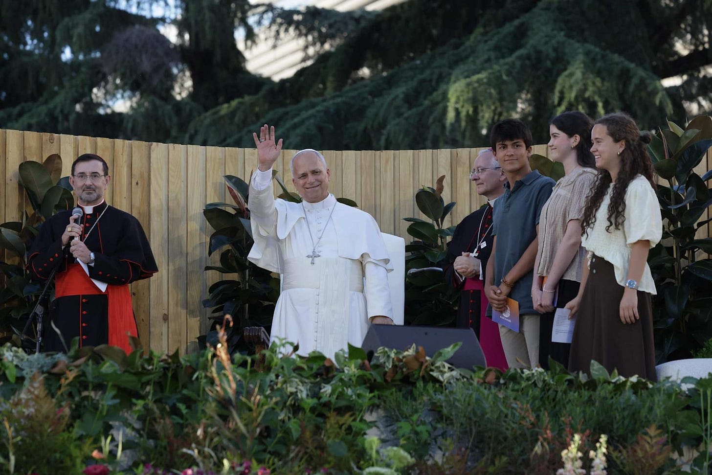 Pope Leo XIV waves to young people at the Madrid prayer vigil Pope Leo XIV waves to young people at the Madrid prayer vigil