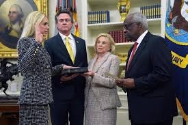 Pam Bondi is sworn in as attorney general