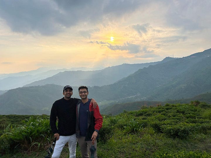 Left: Travelling with friends. Right: Travelling with colleagues.