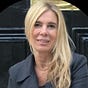 Gabriela Albernaz's avatar
