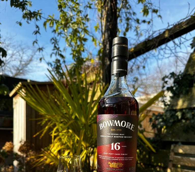 Bowmore 16 – Ruby Port Cask Finished - by Umutcan Duman