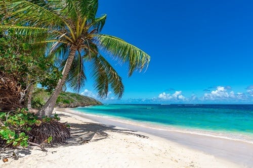 The 8 Best Beaches in Nassau, Bahamas | Carnival Cruise Line