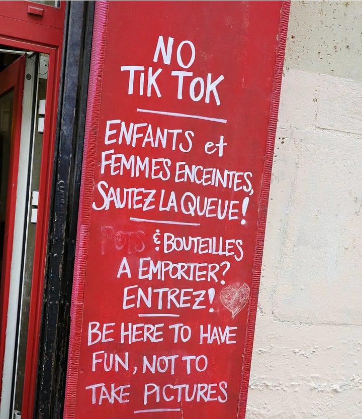 no-tiktok-folderol-paris