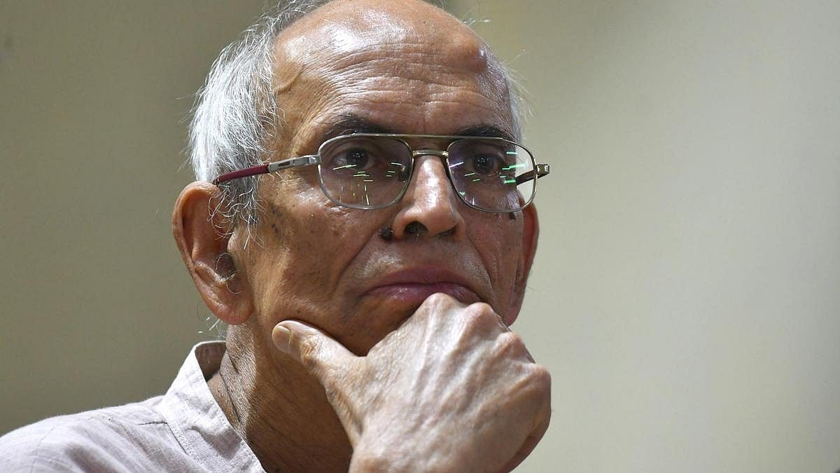Madhav Gadgil Criticizes Government's Use of Institutions to Misinform  Citizens