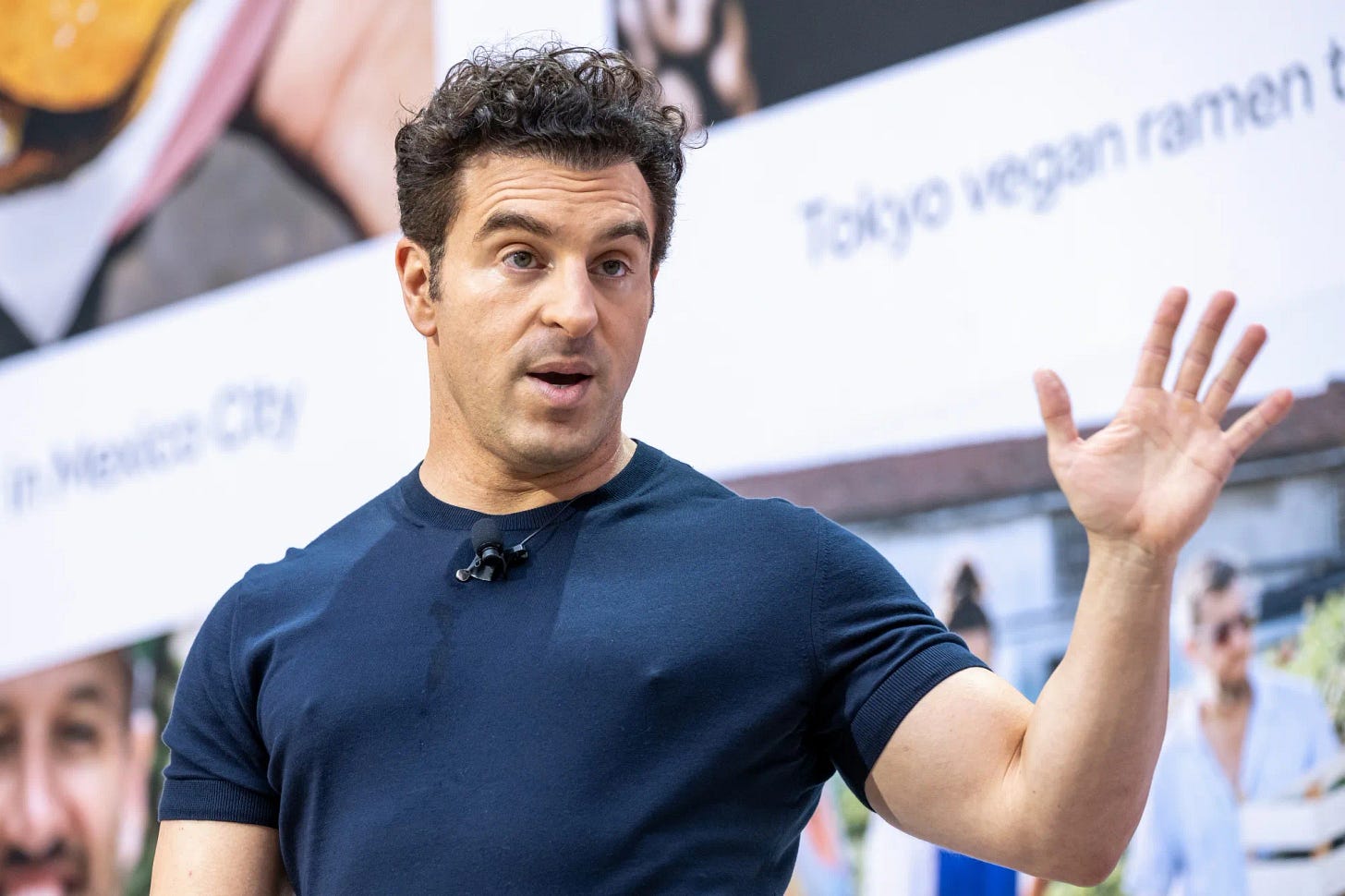 Airbnb CEO Brian Chesky Plans New AI Lab Focused on User Interaction -  Bloomberg