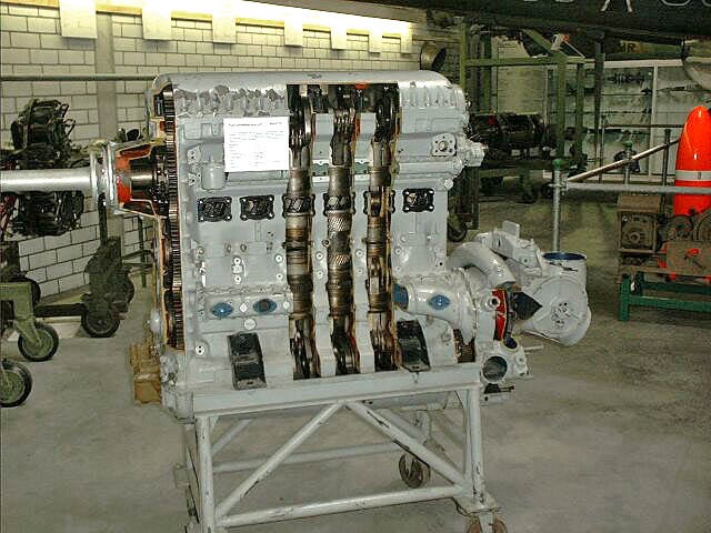 File:Junkers Jumo 205.jpg