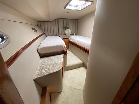 1995 Mares 58 Power Cat