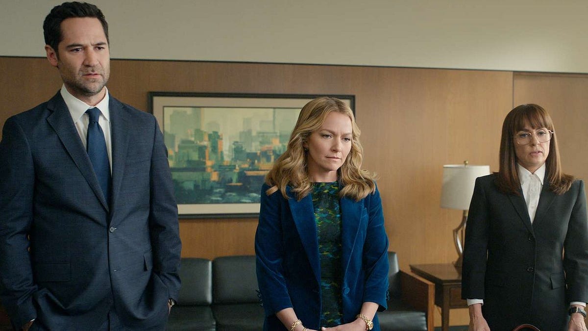 'The Lincoln Lawyer' Season 4 TV Review- Mickey Is The Accused