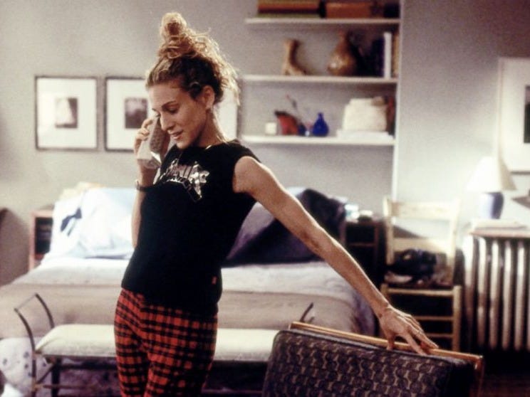 I was not not entertained': Millennial watching 'Sex and the City' for 1st  time - ABC News