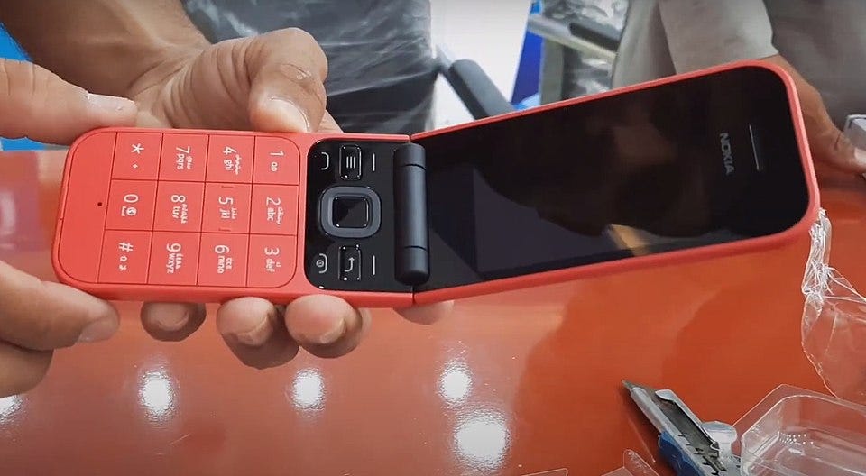 File:Nokia 2720 Flip red (video screenshot).jpg File:Nokia 2720 Flip red (video screenshot).jpg
