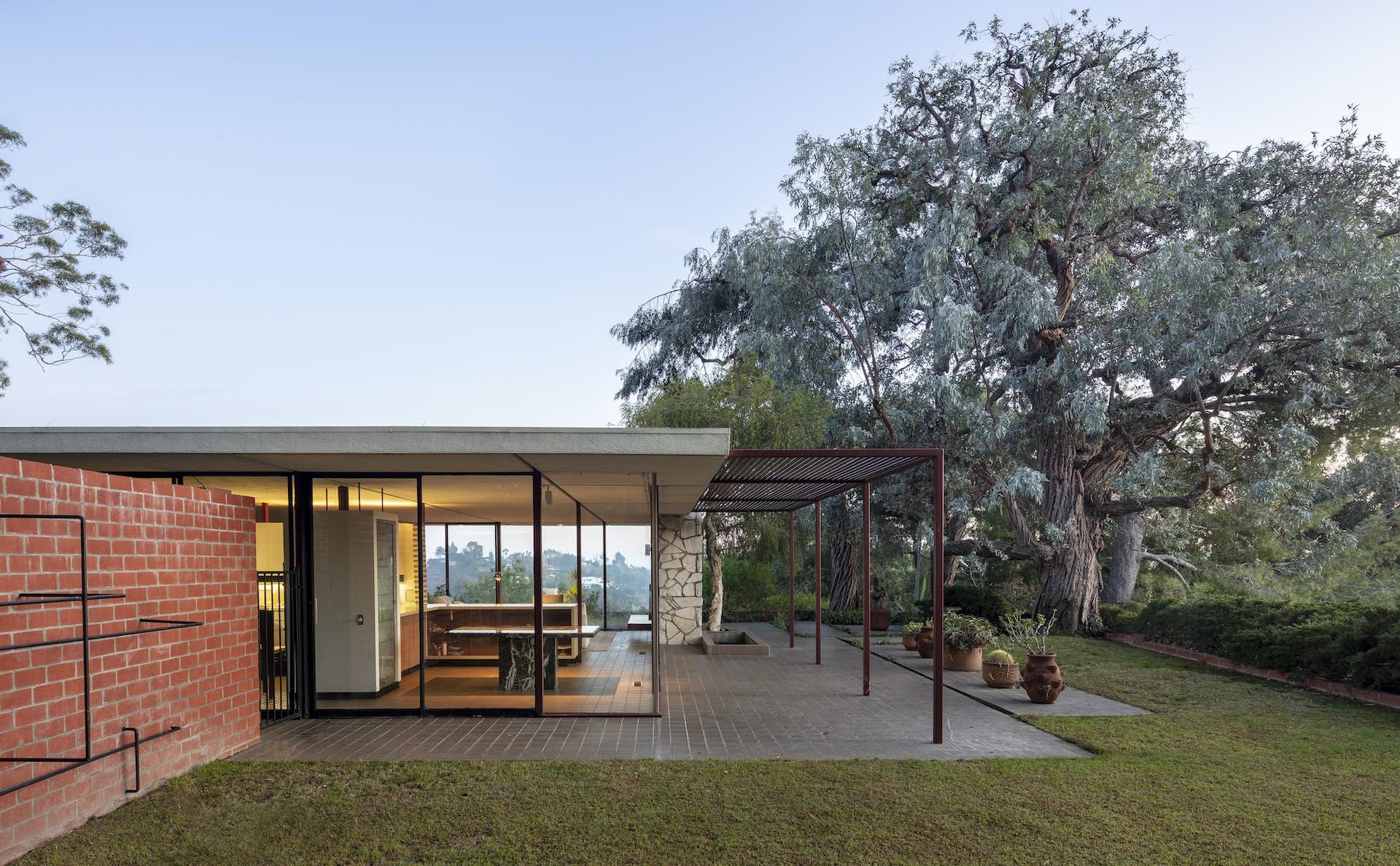 Craig Ellwood and Case Study House #16 - by Austin Winfield
