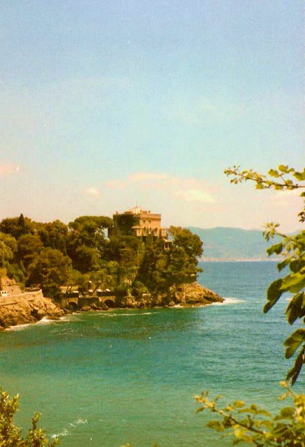 pictures of Castello Brown in Portofino from 1997
