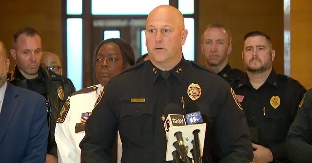 May be an image of text that says 'P5 0 Wen WCCO ፍት NEW NEW KARE 10%'