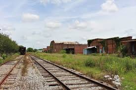 CW Walters Co Inc - No longer in use, tobacco warehouse from when this town was flourishing within the tobacco industry - Mullins South Carolina - Marion County - 5-2018 CW Walters Co Inc - No longer in use, tobacco warehouse from when this town was flourishing within the tobacco industry - Mullins South Carolina - Marion County - 5-2018