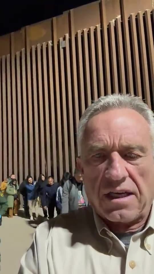 A DEMOCRAT AT THE BORDER?! RFK Jr. Visits Southern Border, Calls Crisis  'Unsustainable' [WATCH]
