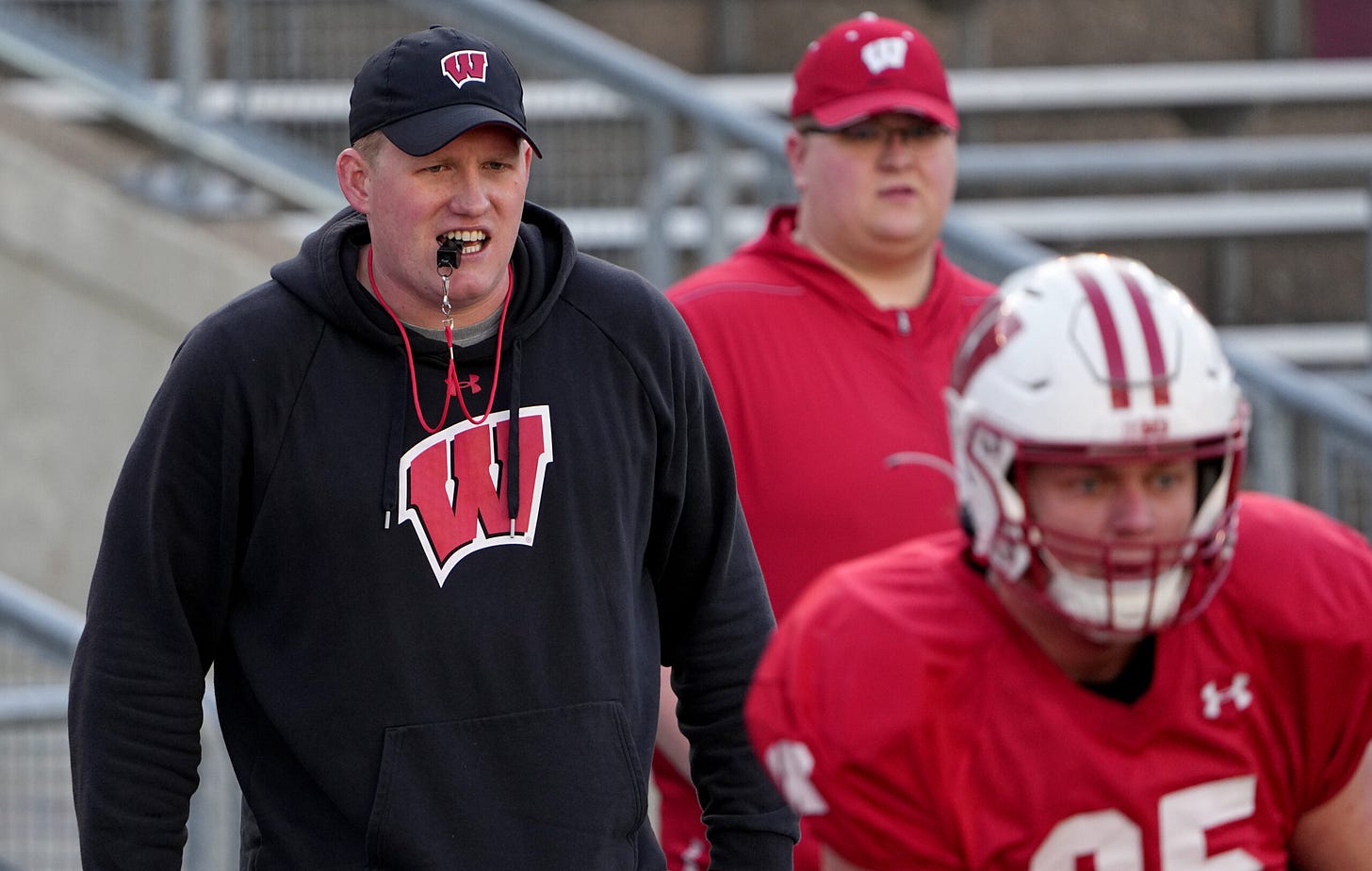 Wisconsin Badgers football tight end coach Nate Letton
