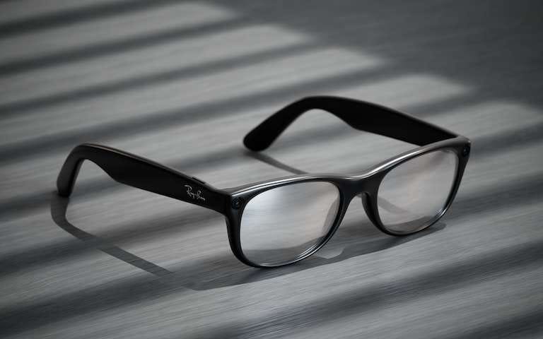 Florida police Meta smart glasses — Image: JLStock/shutterstock.com