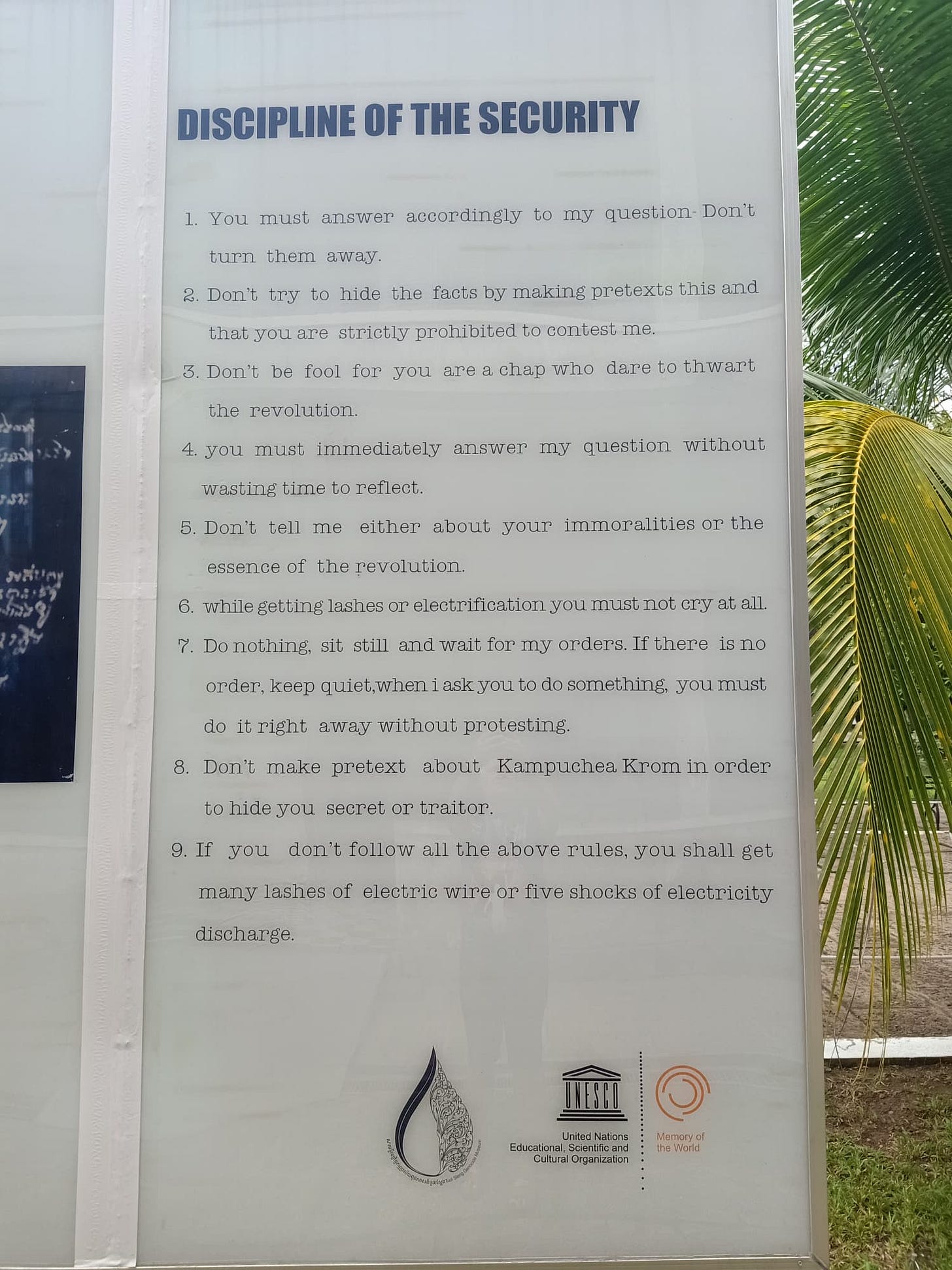 No description available.