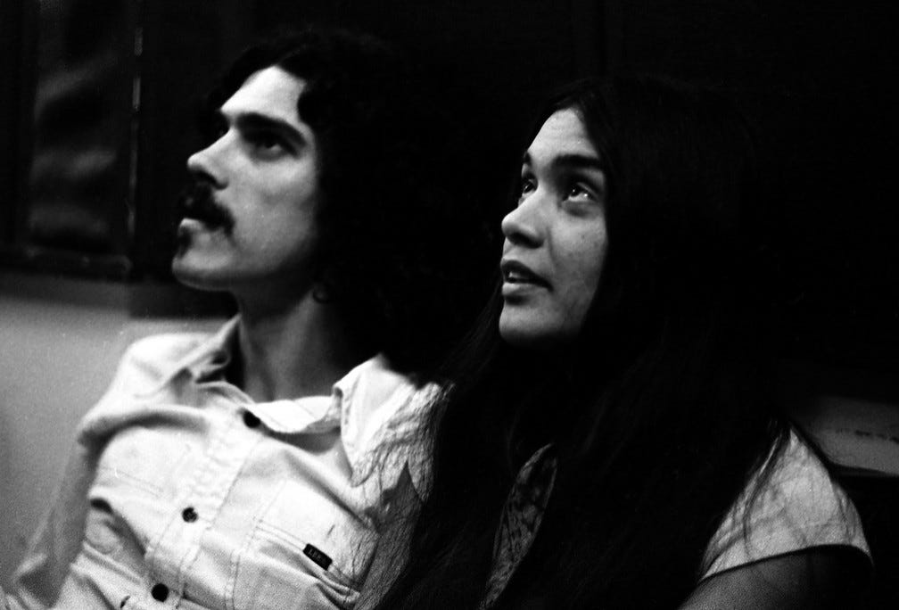 Joyce Moreno com Tutty Moreno em 1977, em Nova York, na gravação do álbum 'Natureza' — Foto: Raymond Ross ©Raymond Ross Archives / CTSIMAGES / Divulgação Far Out Recordings