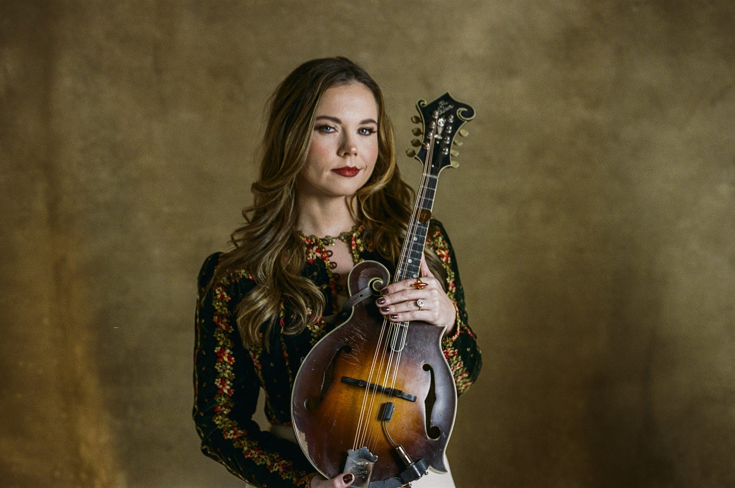 Bluegrass Star Sierra Hull Talks Musical Growth and Finding Her ‘Confidence’