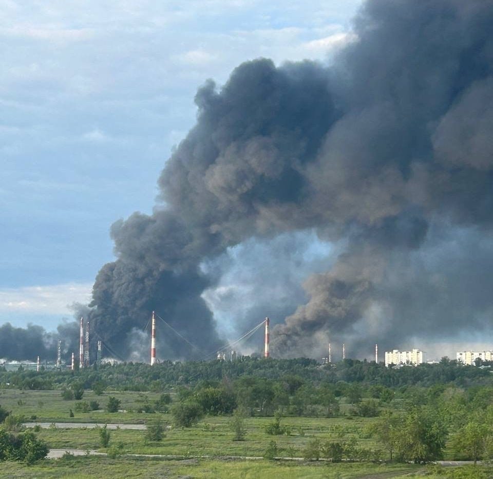 Saratov_OilRefinery_01.jpeg