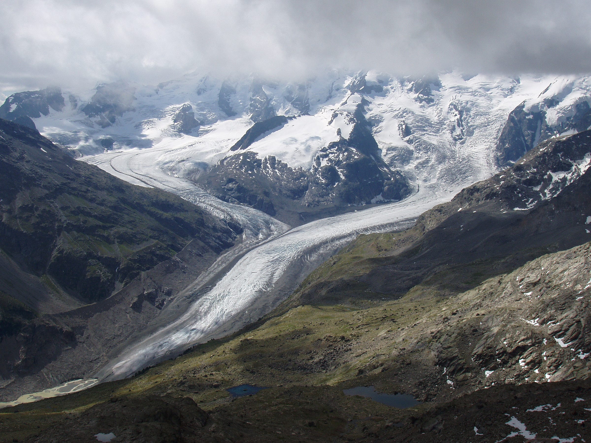 Morteratsch Glacier. Günter Seggebäing, CC BY-SA 3.0, via Wikimedia Commons Morteratsch Glacier. Günter Seggebäing, CC BY-SA 3.0, via Wikimedia Commons