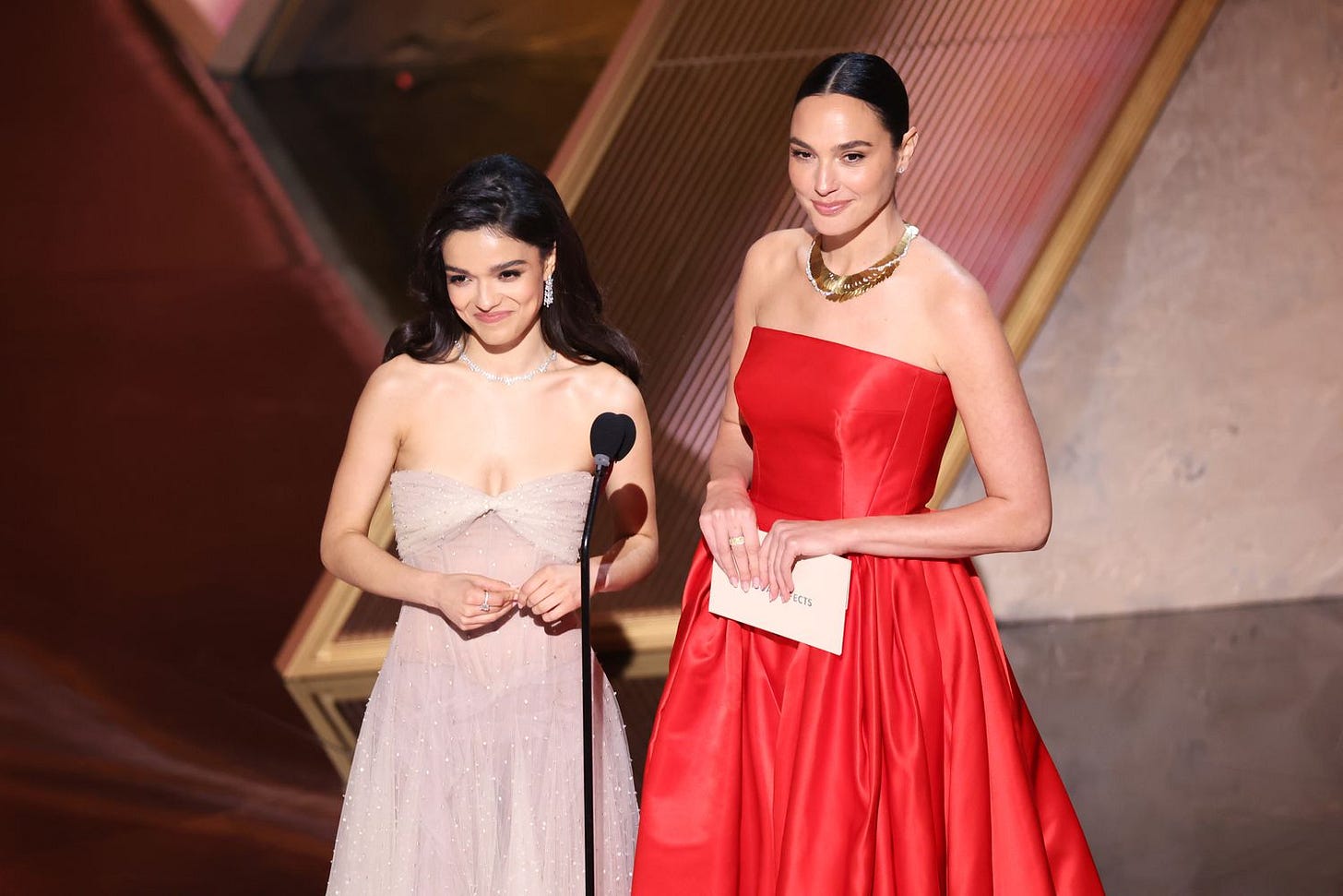 Rachel Zegler and Gal Gadot Pose Together at 'Snow White' Premiere