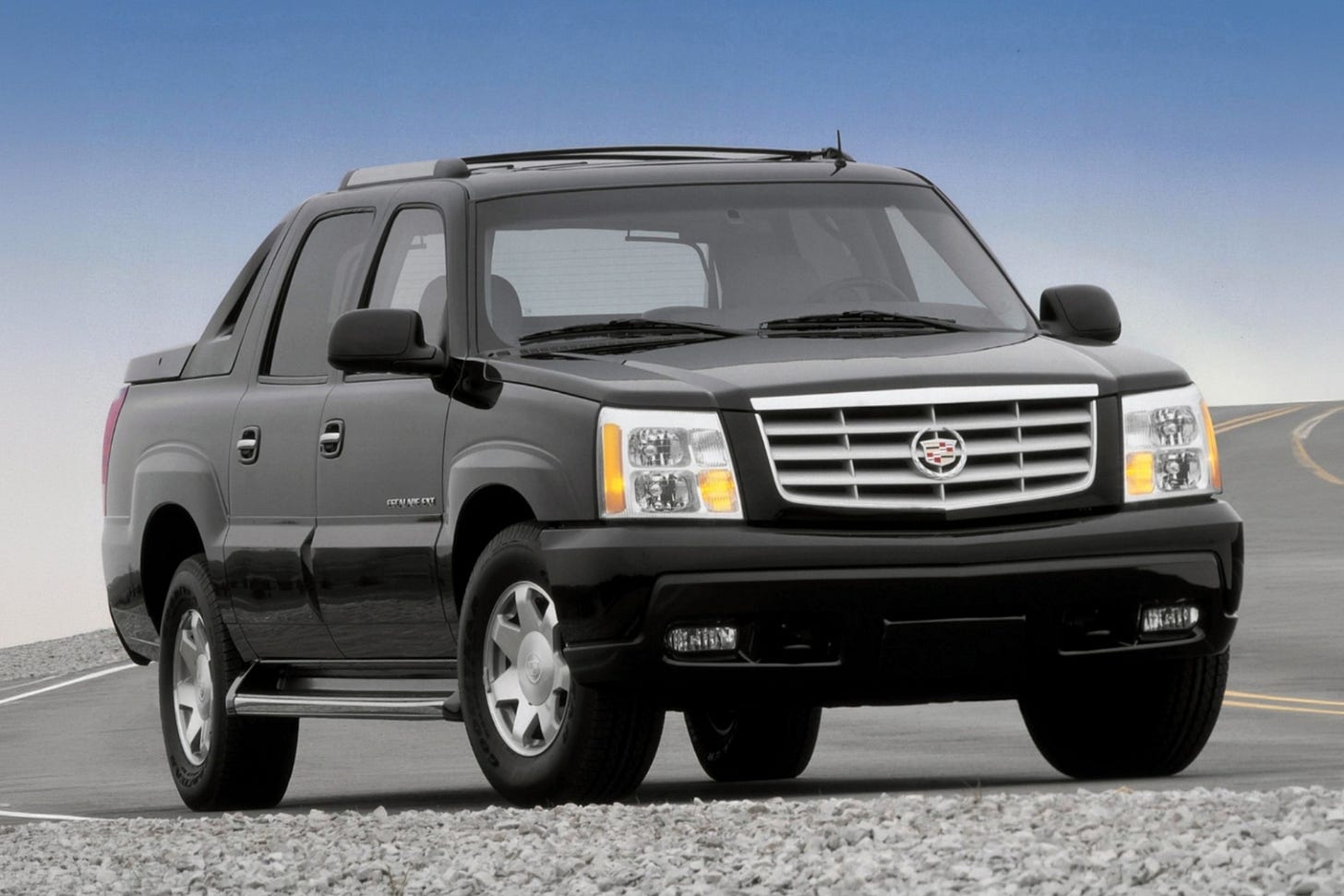 Cadillac Escalade EXT | Photo: Cadillac