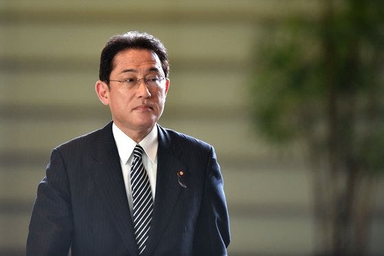 위안부 합의 엎은 韓에 앙금 "기시다 내년 7월 본색 드러낼것" | 중앙일보 위안부 합의 엎은 韓에 앙금 "기시다 내년 7월 본색 드러낼것" | 중앙일보
