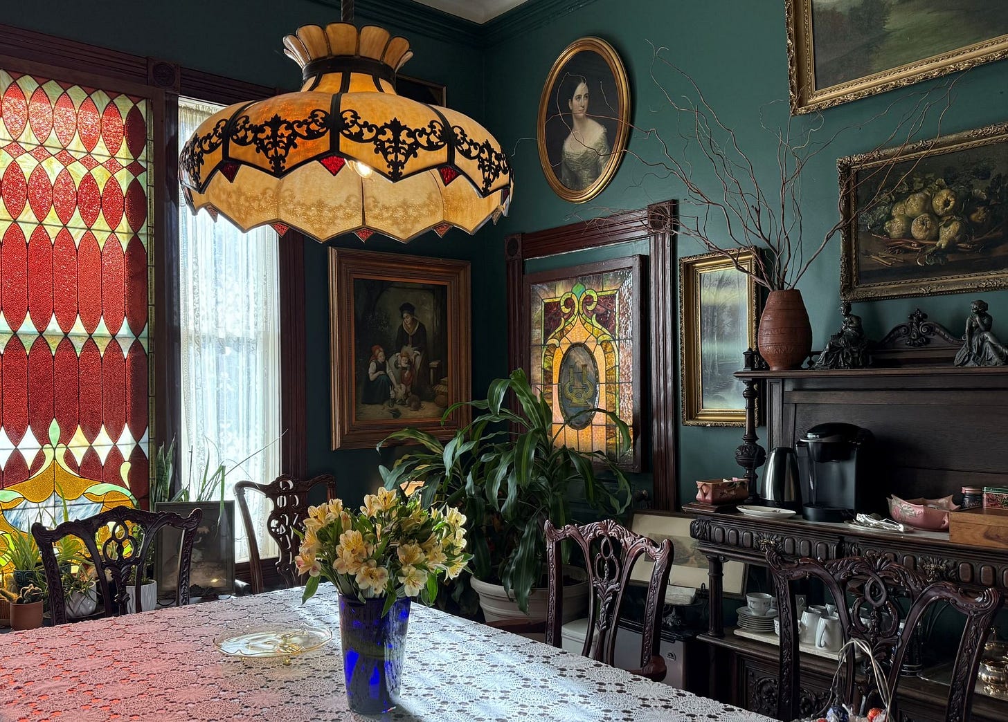 Morning light in the dining room at the Adams Pragge House.