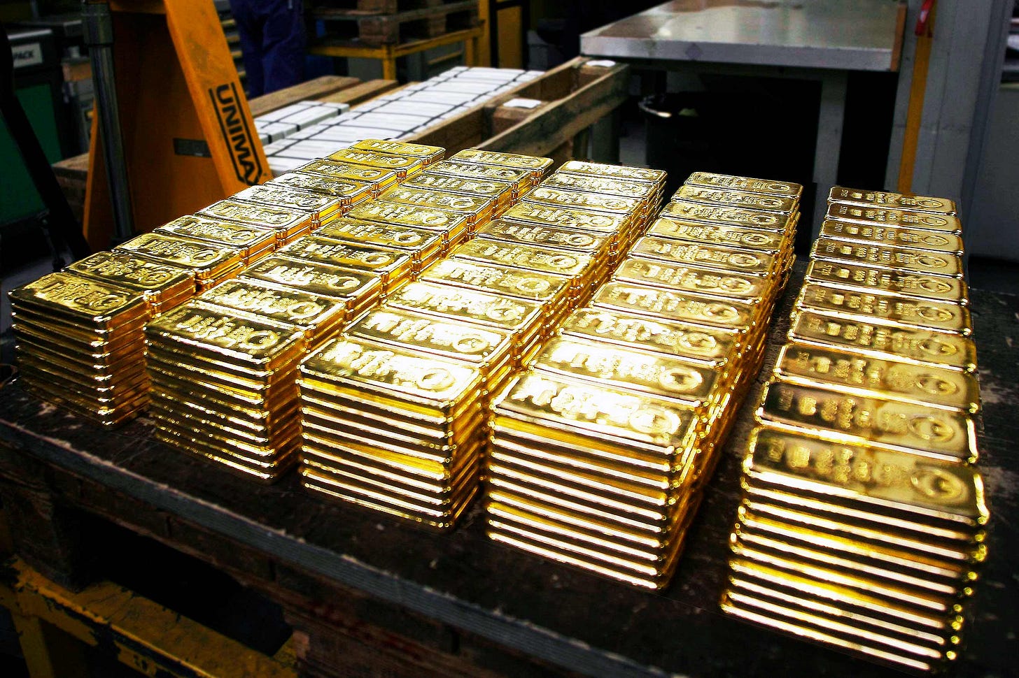 Are There Gold Bars Filled with Tungsten at Major Banks? – Global Bullion  Suppliers